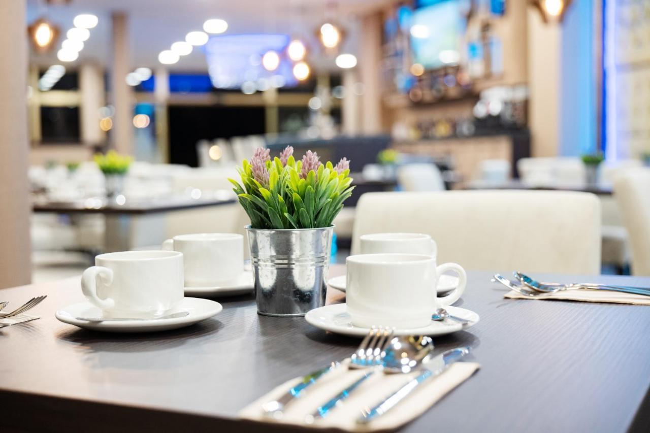 Hotel Admiral San Roque San Roque  Ngoại thất bức ảnh