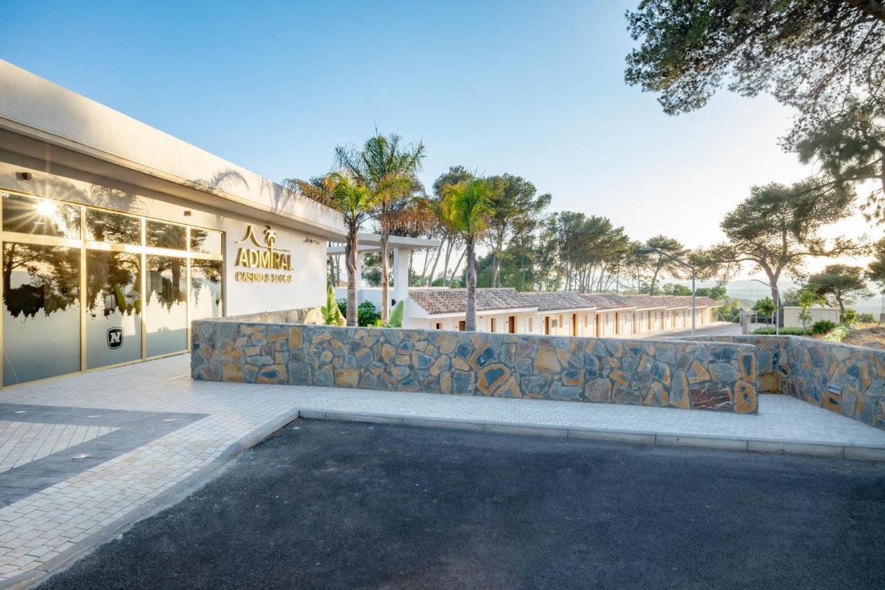 Hotel Admiral San Roque San Roque  Ngoại thất bức ảnh
