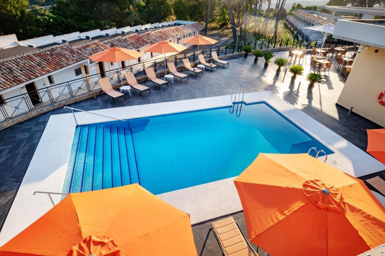 Hotel Admiral San Roque San Roque  Ngoại thất bức ảnh