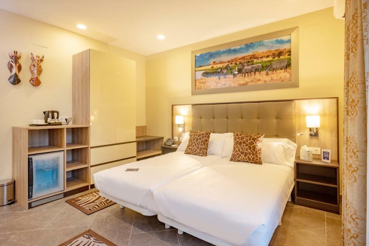 Hotel Admiral San Roque San Roque  Ngoại thất bức ảnh